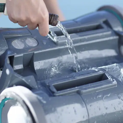 Robot Piscina: Problemi e Soluzioni dei Robot