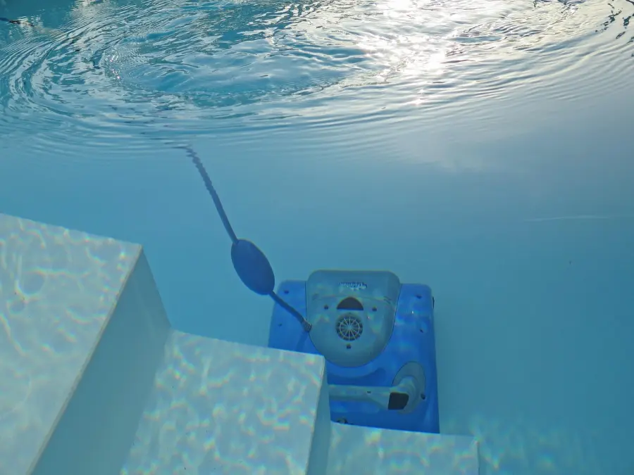 Consigli per Tipologie di Robot Pulitori per Piscine